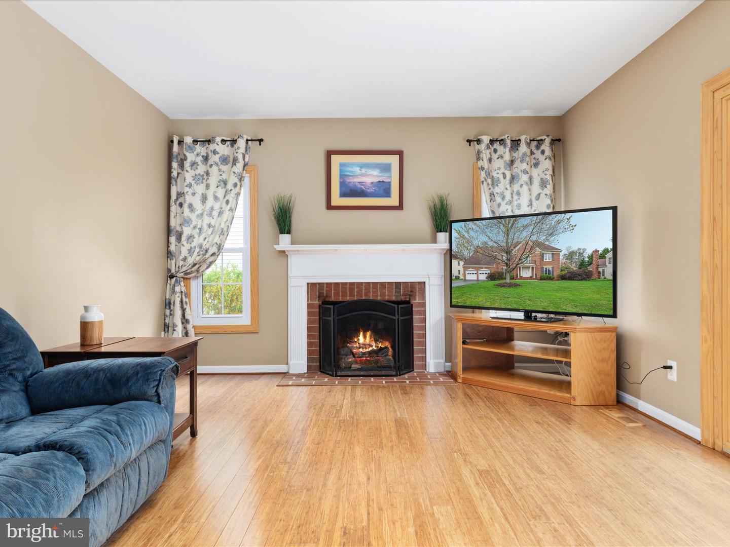 15154 WETHERBURN DR, CENTREVILLE, Virginia 20120, 4 Bedrooms Bedrooms, ,3 BathroomsBathrooms,Residential,For sale,15154 WETHERBURN DR,VAFX2232958 MLS # VAFX2232958