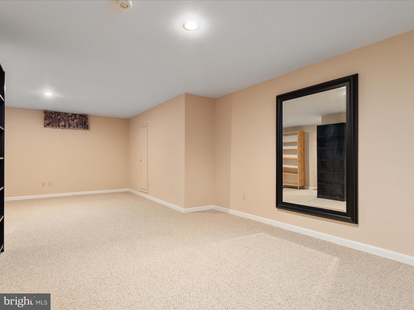 15154 WETHERBURN DR, CENTREVILLE, Virginia 20120, 4 Bedrooms Bedrooms, ,3 BathroomsBathrooms,Residential,For sale,15154 WETHERBURN DR,VAFX2232958 MLS # VAFX2232958