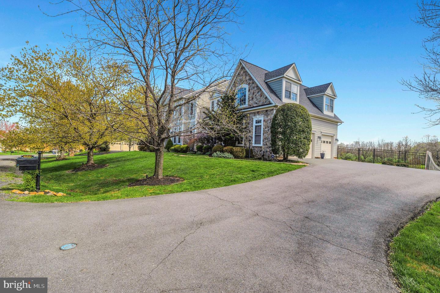 41597 SWIFTWATER DR, LEESBURG, Virginia 20176, 6 Bedrooms Bedrooms, ,5 BathroomsBathrooms,Residential,For sale,41597 SWIFTWATER DR,VALO2093314 MLS # VALO2093314