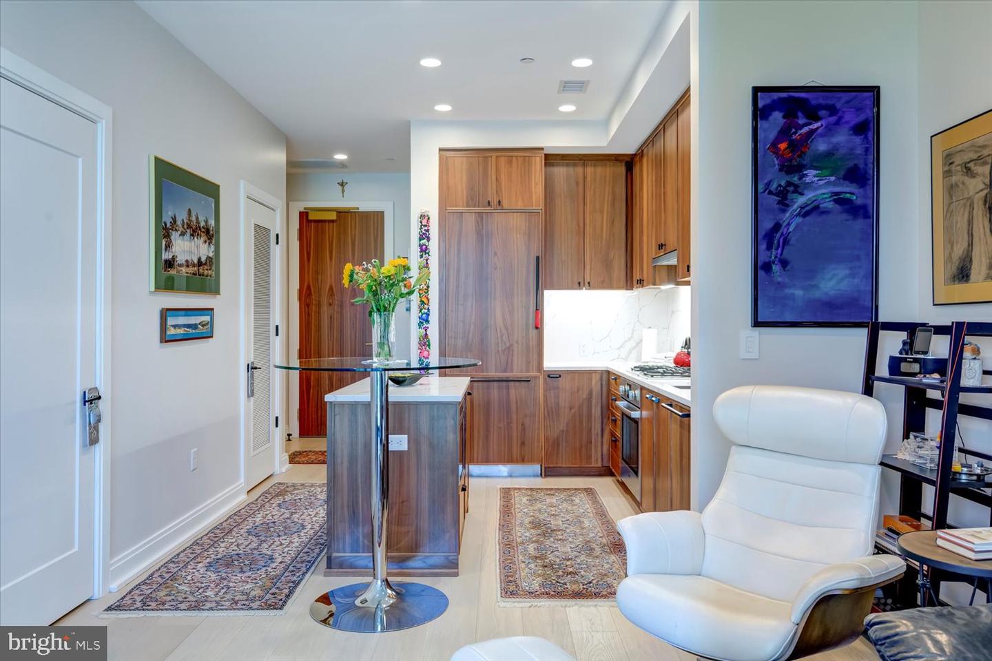 1111 PENNSYLVANIA AVE SE #205, WASHINGTON, District Of Columbia 20003, 2 Bedrooms Bedrooms, ,2 BathroomsBathrooms,Residential,For sale,1111 PENNSYLVANIA AVE SE #205,DCDC2194814 MLS # DCDC2194814