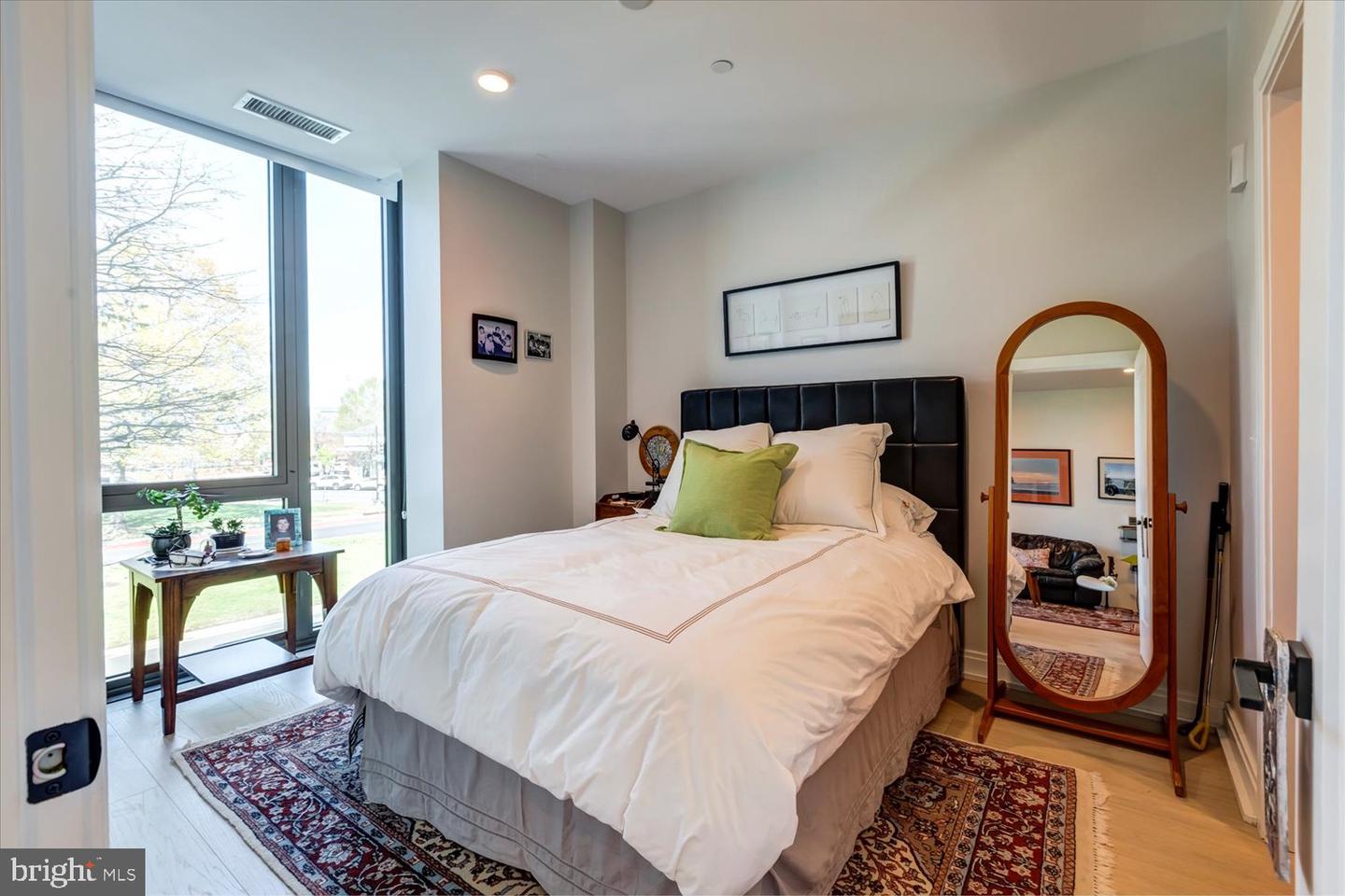 1111 PENNSYLVANIA AVE SE #205, WASHINGTON, District Of Columbia 20003, 2 Bedrooms Bedrooms, ,2 BathroomsBathrooms,Residential,For sale,1111 PENNSYLVANIA AVE SE #205,DCDC2194814 MLS # DCDC2194814
