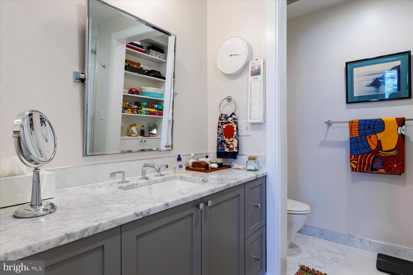1111 PENNSYLVANIA AVE SE #205, WASHINGTON, District Of Columbia 20003, 2 Bedrooms Bedrooms, ,2 BathroomsBathrooms,Residential,For sale,1111 PENNSYLVANIA AVE SE #205,DCDC2194814 MLS # DCDC2194814