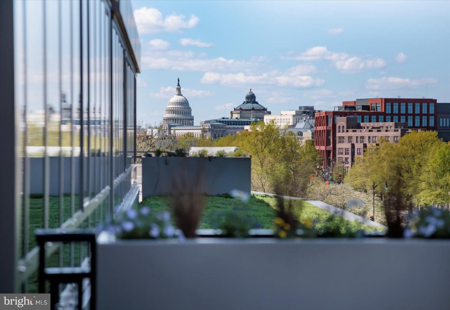 1111 PENNSYLVANIA AVE SE #205, WASHINGTON, District Of Columbia 20003, 2 Bedrooms Bedrooms, ,2 BathroomsBathrooms,Residential,For sale,1111 PENNSYLVANIA AVE SE #205,DCDC2194814 MLS # DCDC2194814