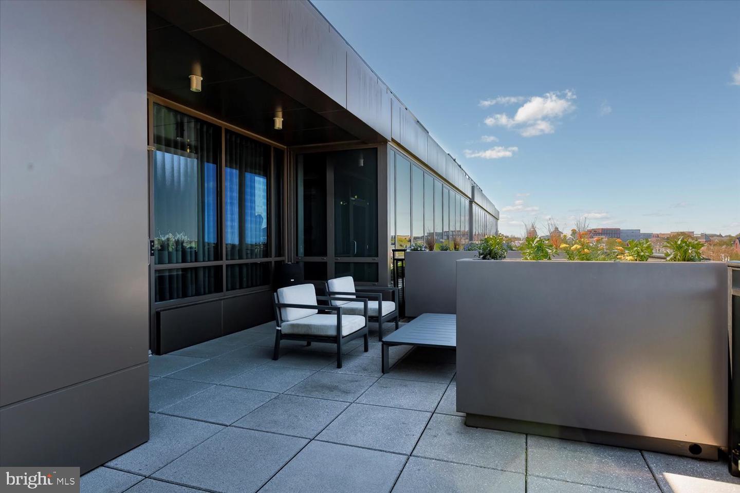1111 PENNSYLVANIA AVE SE #205, WASHINGTON, District Of Columbia 20003, 2 Bedrooms Bedrooms, ,2 BathroomsBathrooms,Residential,For sale,1111 PENNSYLVANIA AVE SE #205,DCDC2194814 MLS # DCDC2194814