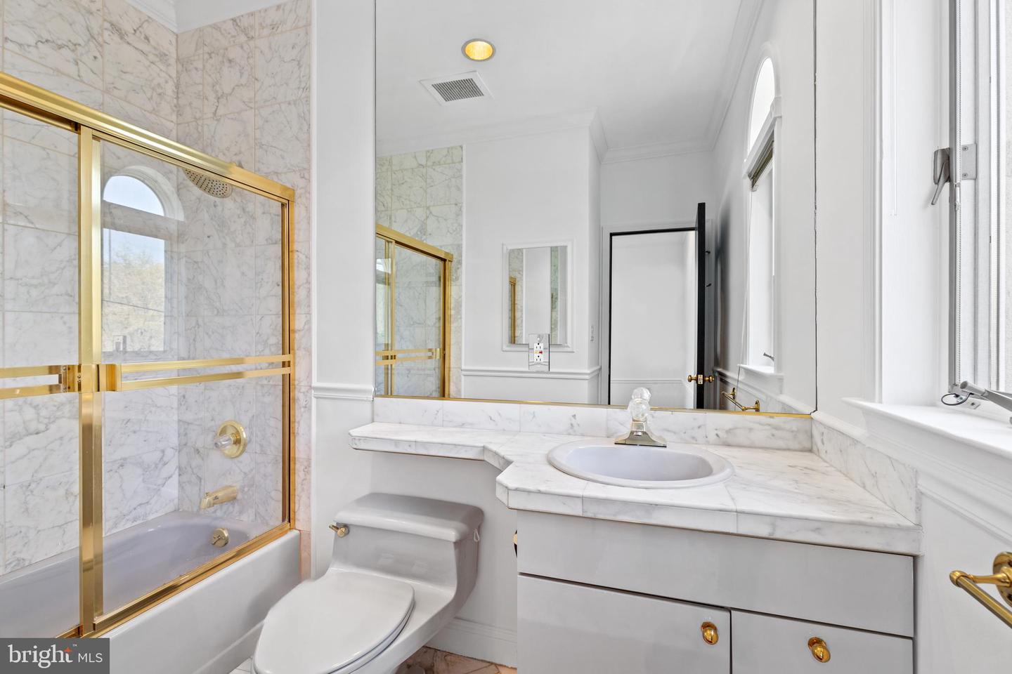 1405 N PEGRAM ST, ALEXANDRIA, Virginia 22304, 8 Bedrooms Bedrooms, ,7 BathroomsBathrooms,Residential,For sale,1405 N PEGRAM ST,VAAX2043996 MLS # VAAX2043996