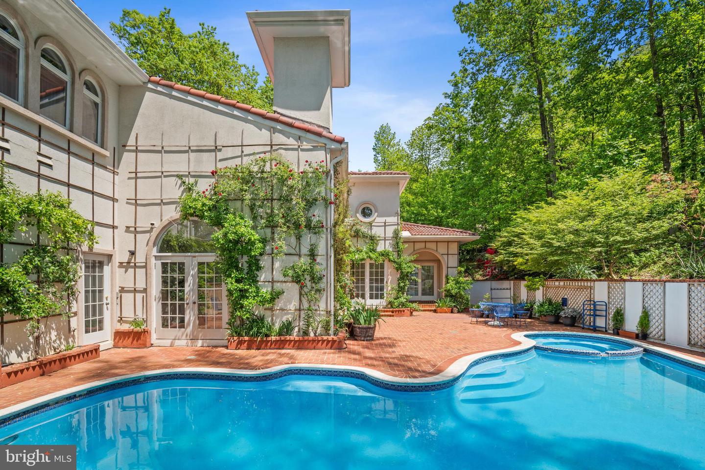 1405 N PEGRAM ST, ALEXANDRIA, Virginia 22304, 8 Bedrooms Bedrooms, ,7 BathroomsBathrooms,Residential,For sale,1405 N PEGRAM ST,VAAX2043996 MLS # VAAX2043996