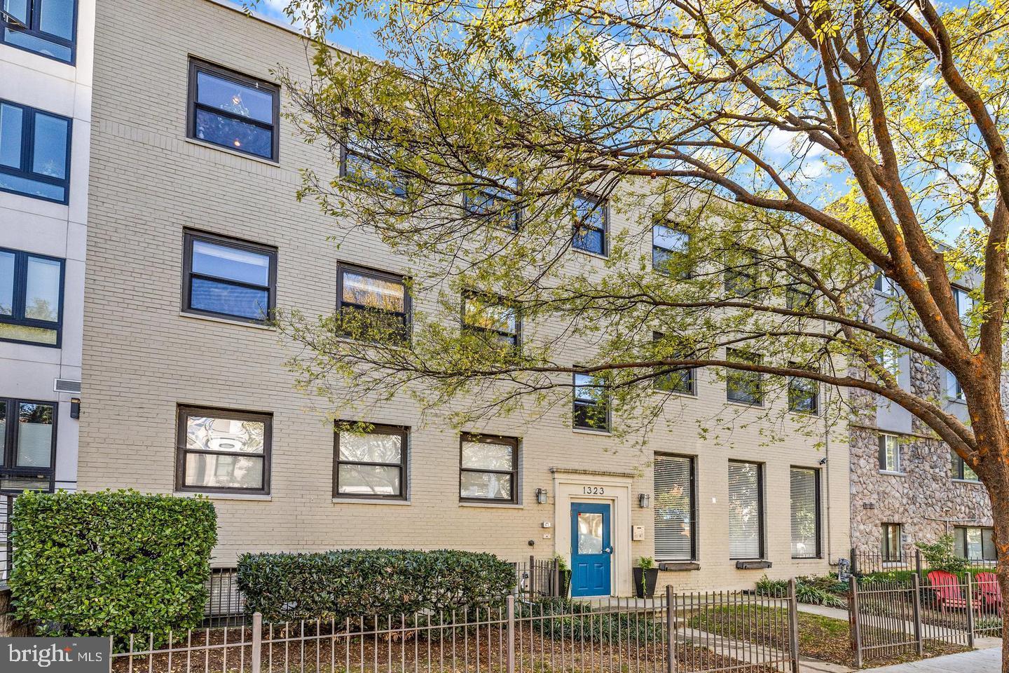 1323 K ST SE #203, WASHINGTON, District Of Columbia 20003, 1 Bedroom Bedrooms, 3 Rooms Rooms,1 BathroomBathrooms,Residential,For sale,1323 K ST SE #203,DCDC2195042 MLS # DCDC2195042