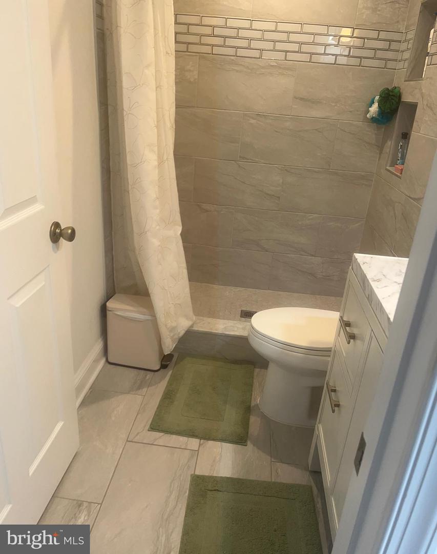 133 COLBURN DR, MANASSAS PARK, Virginia 20111, 6 Bedrooms Bedrooms, ,3 BathroomsBathrooms,Residential,For sale,133 COLBURN DR,VAMP2002978 MLS # VAMP2002978