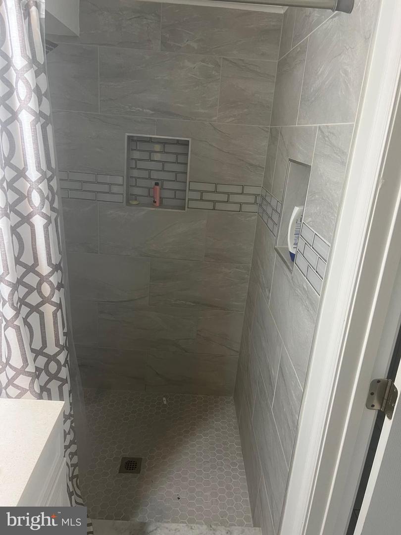 133 COLBURN DR, MANASSAS PARK, Virginia 20111, 6 Bedrooms Bedrooms, ,3 BathroomsBathrooms,Residential,For sale,133 COLBURN DR,VAMP2002978 MLS # VAMP2002978