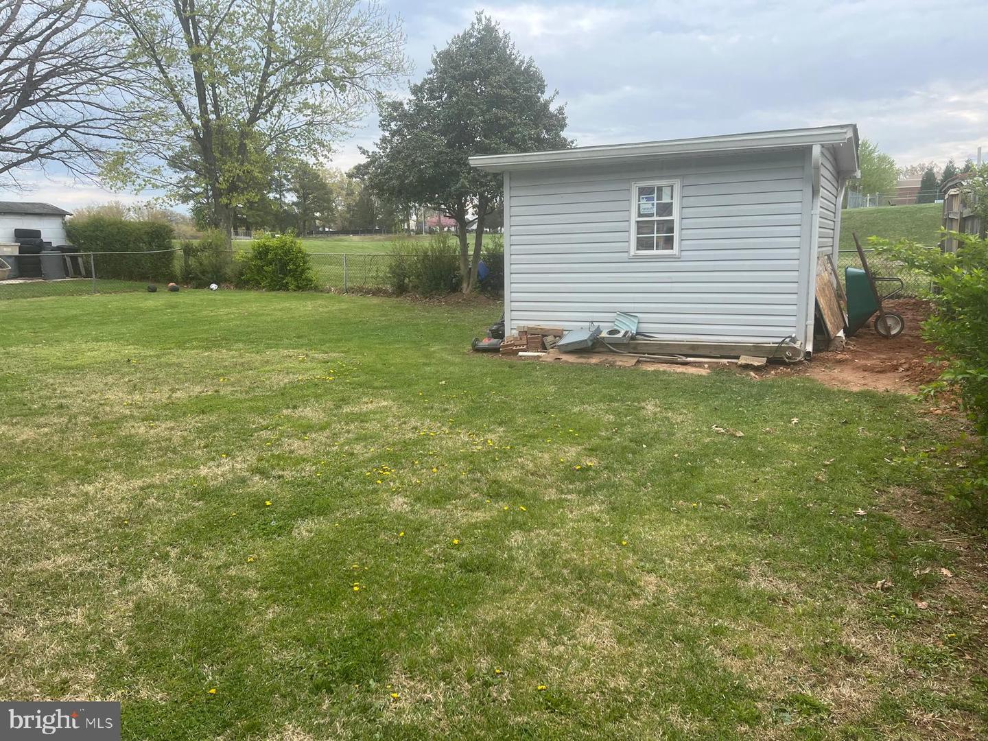 133 COLBURN DR, MANASSAS PARK, Virginia 20111, 6 Bedrooms Bedrooms, ,3 BathroomsBathrooms,Residential,For sale,133 COLBURN DR,VAMP2002978 MLS # VAMP2002978