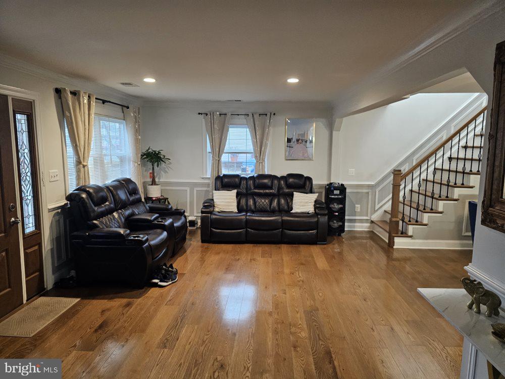 133 COLBURN DR, MANASSAS PARK, Virginia 20111, 6 Bedrooms Bedrooms, ,3 BathroomsBathrooms,Residential,For sale,133 COLBURN DR,VAMP2002978 MLS # VAMP2002978