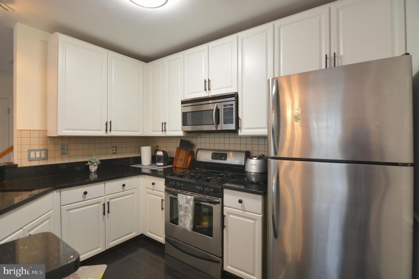 12655 FAIR CREST CT #93-301, FAIRFAX, Virginia 22033, 2 Bedrooms Bedrooms, ,2 BathroomsBathrooms,Residential,For sale,12655 FAIR CREST CT #93-301,VAFX2233692 MLS # VAFX2233692