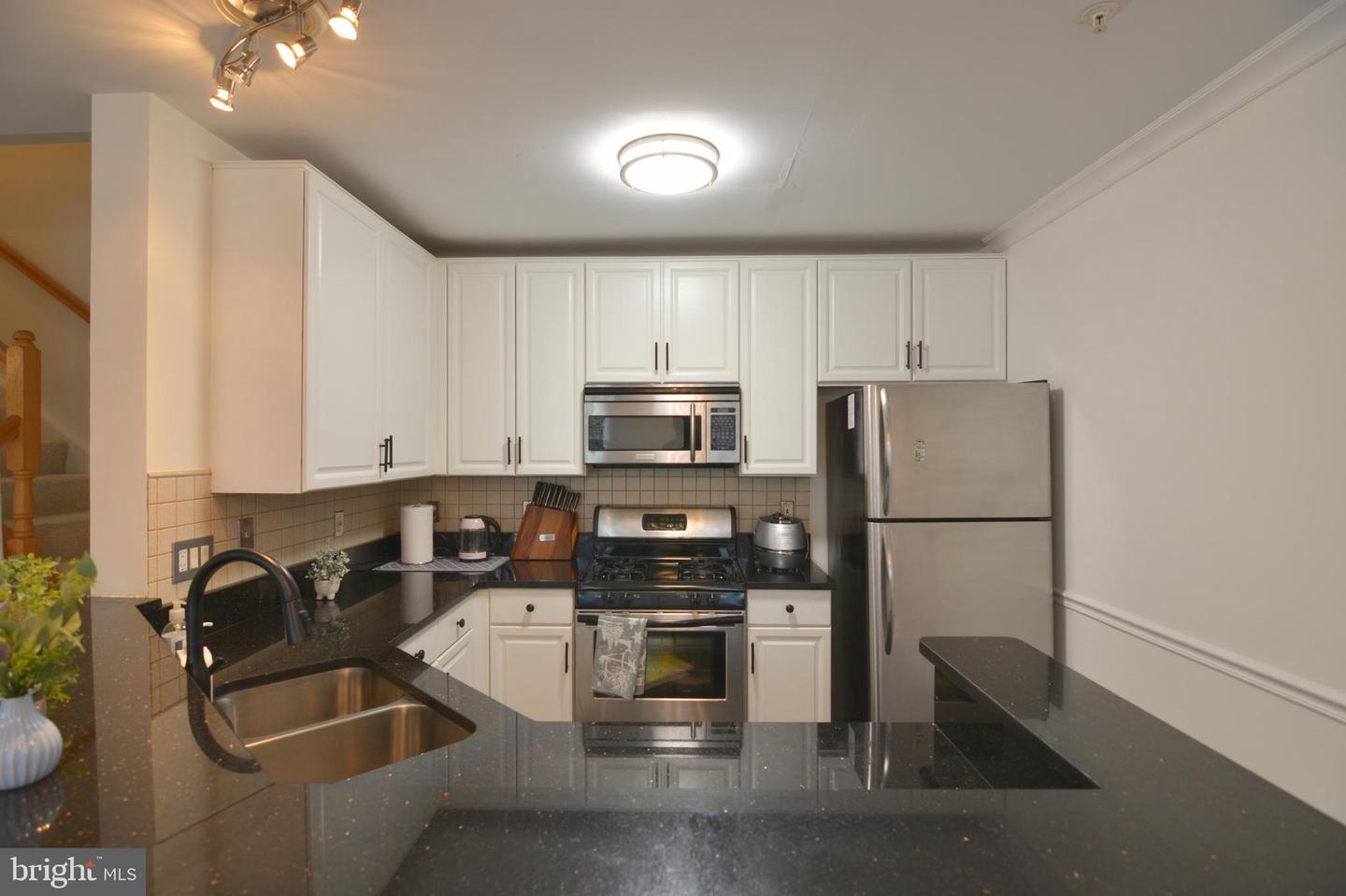 12655 FAIR CREST CT #93-301, FAIRFAX, Virginia 22033, 2 Bedrooms Bedrooms, ,2 BathroomsBathrooms,Residential,For sale,12655 FAIR CREST CT #93-301,VAFX2233692 MLS # VAFX2233692