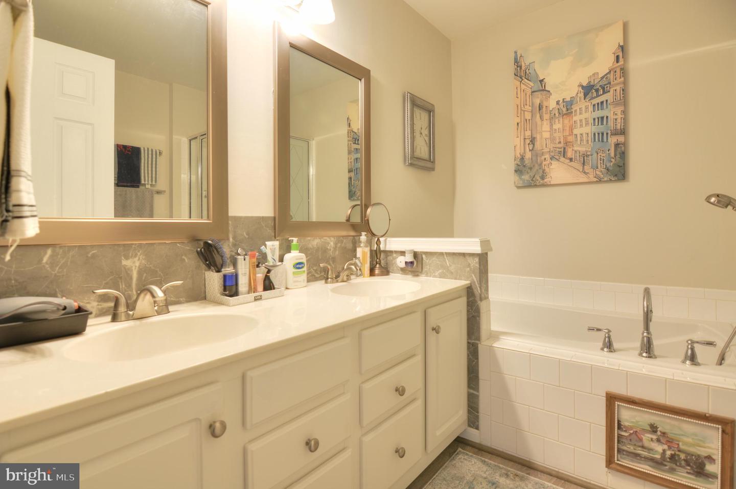 12655 FAIR CREST CT #93-301, FAIRFAX, Virginia 22033, 2 Bedrooms Bedrooms, ,2 BathroomsBathrooms,Residential,For sale,12655 FAIR CREST CT #93-301,VAFX2233692 MLS # VAFX2233692