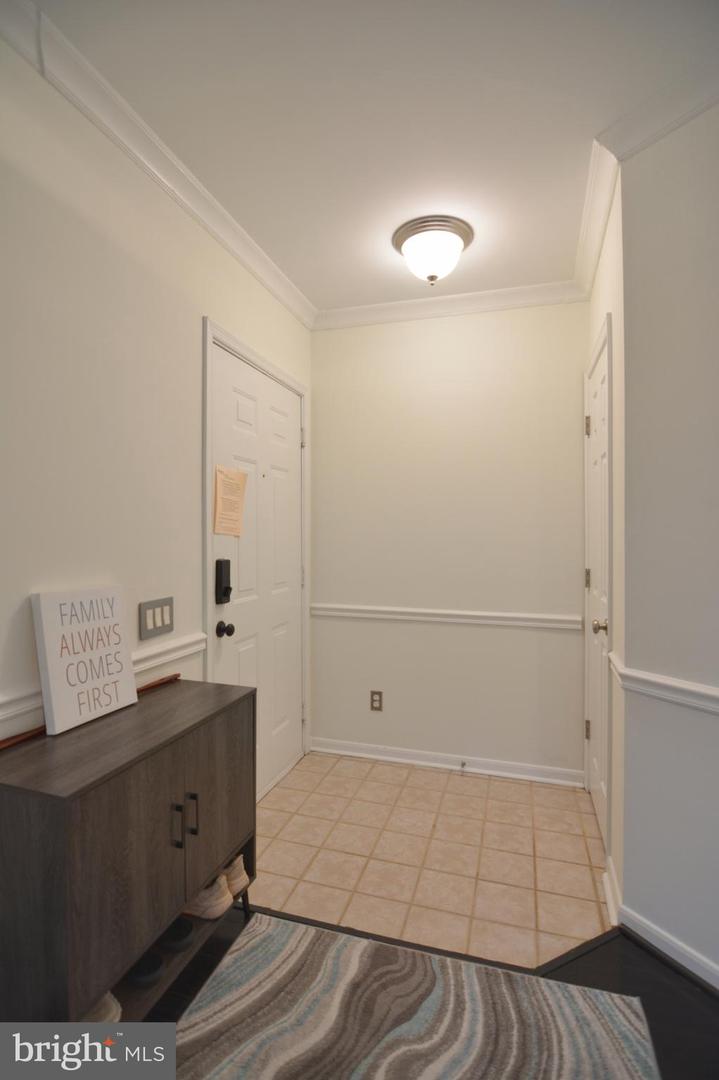 12655 FAIR CREST CT #93-301, FAIRFAX, Virginia 22033, 2 Bedrooms Bedrooms, ,2 BathroomsBathrooms,Residential,For sale,12655 FAIR CREST CT #93-301,VAFX2233692 MLS # VAFX2233692
