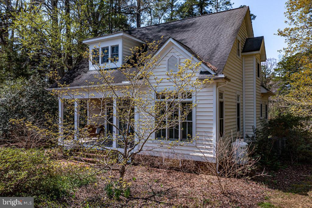 360 PINE REACH DR, KILMARNOCK, Virginia 22482, 3 Bedrooms Bedrooms, ,3 BathroomsBathrooms,Residential,For sale,360 PINE REACH DR,VANV2001520 MLS # VANV2001520