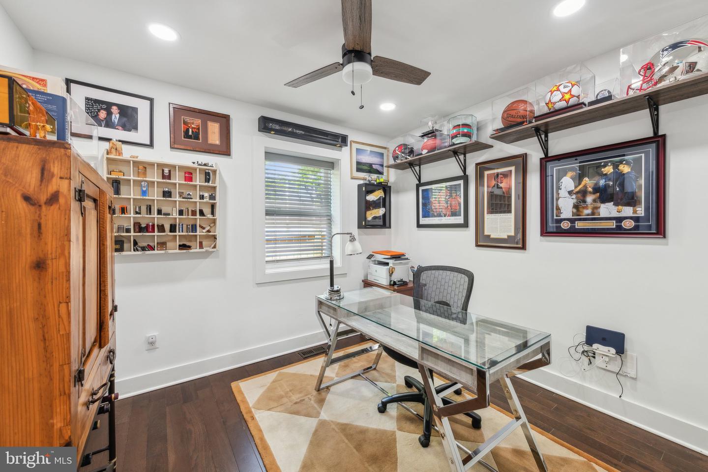 2605 N LEXINGTON ST, ARLINGTON, Virginia 22207, 4 Bedrooms Bedrooms, ,3 BathroomsBathrooms,Residential,For sale,2605 N LEXINGTON ST,VAAR2055510 MLS # VAAR2055510