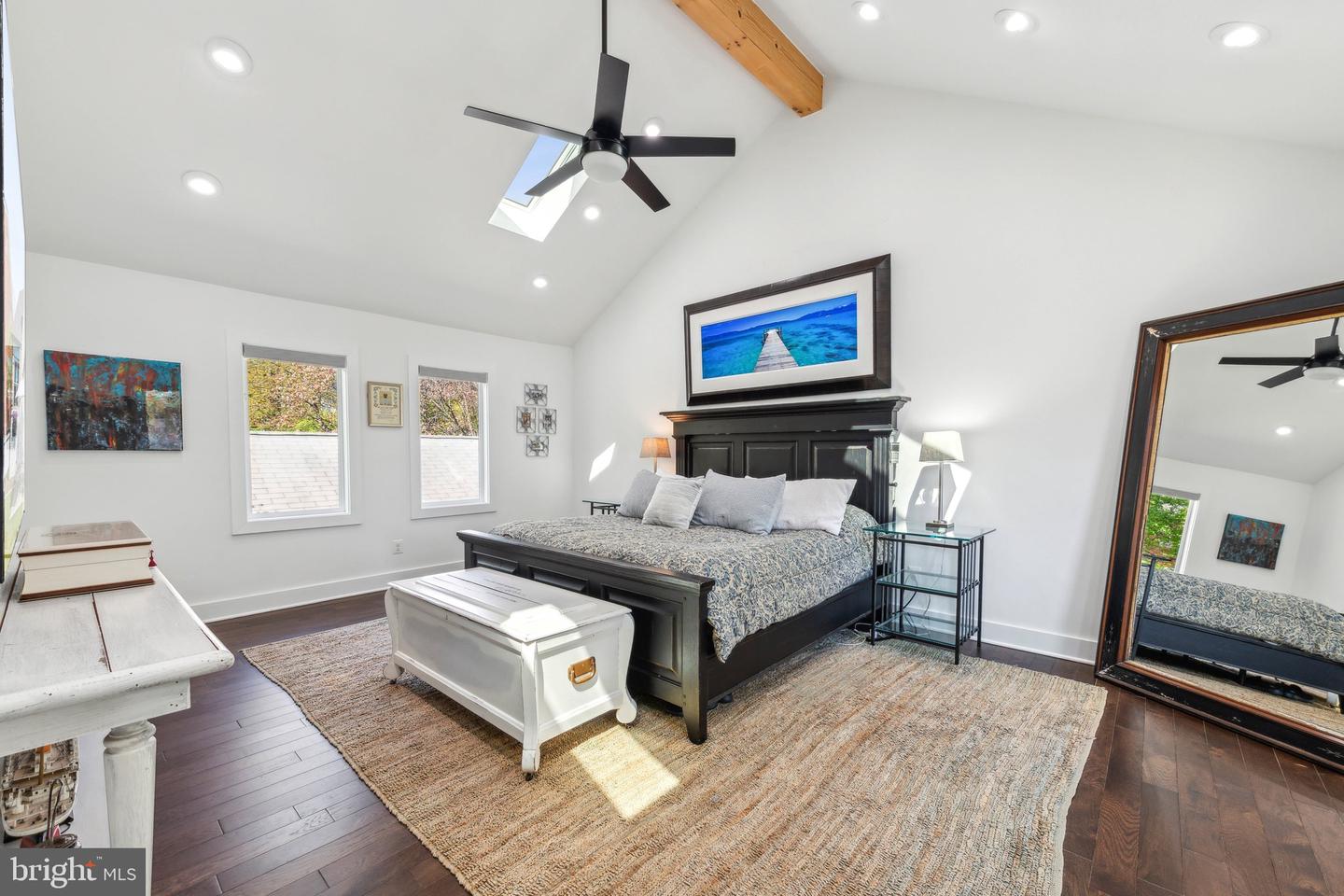 2605 N LEXINGTON ST, ARLINGTON, Virginia 22207, 4 Bedrooms Bedrooms, ,3 BathroomsBathrooms,Residential,For sale,2605 N LEXINGTON ST,VAAR2055510 MLS # VAAR2055510