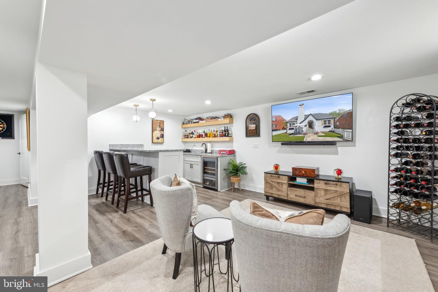 2605 N LEXINGTON ST, ARLINGTON, Virginia 22207, 4 Bedrooms Bedrooms, ,3 BathroomsBathrooms,Residential,For sale,2605 N LEXINGTON ST,VAAR2055510 MLS # VAAR2055510