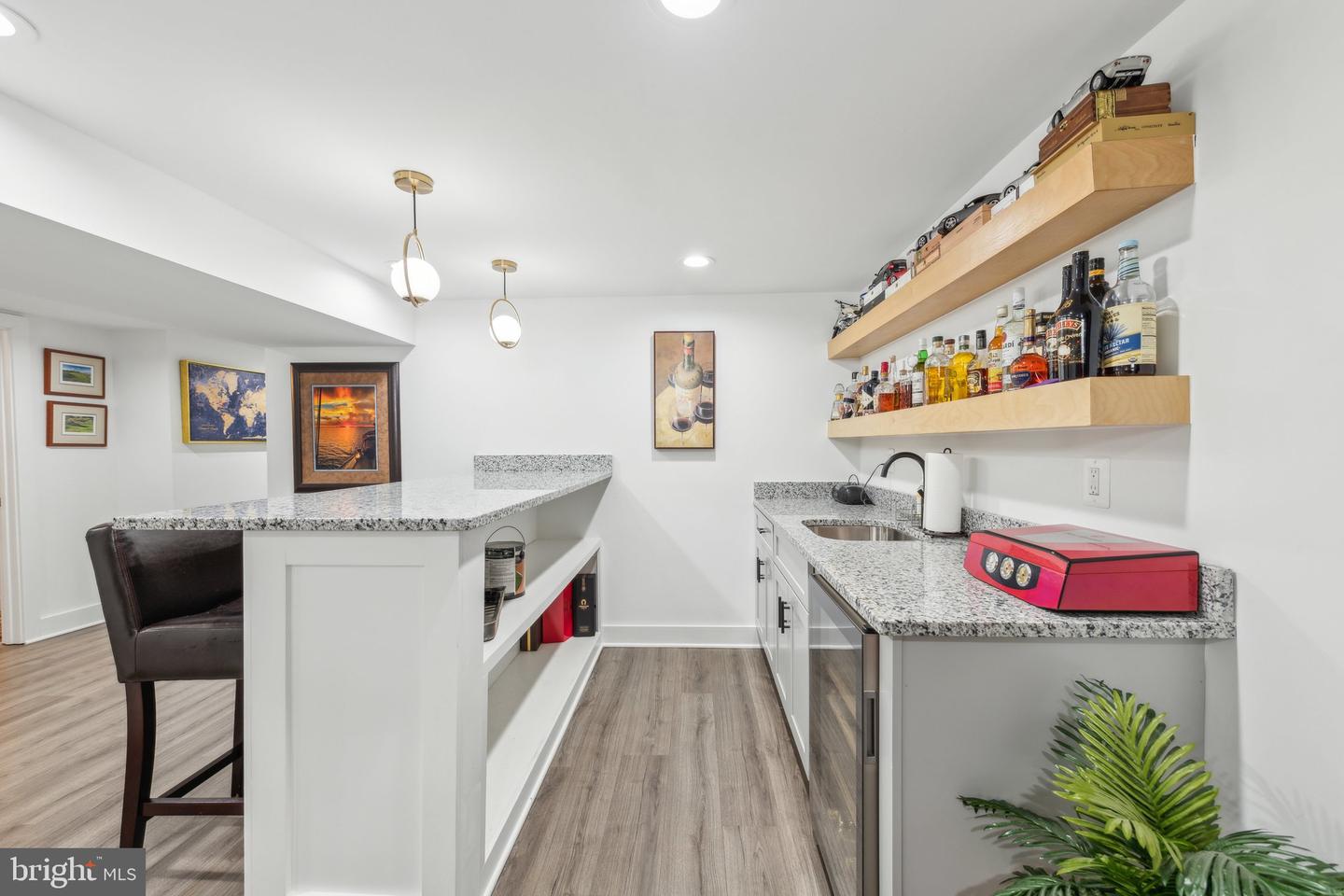 2605 N LEXINGTON ST, ARLINGTON, Virginia 22207, 4 Bedrooms Bedrooms, ,3 BathroomsBathrooms,Residential,For sale,2605 N LEXINGTON ST,VAAR2055510 MLS # VAAR2055510