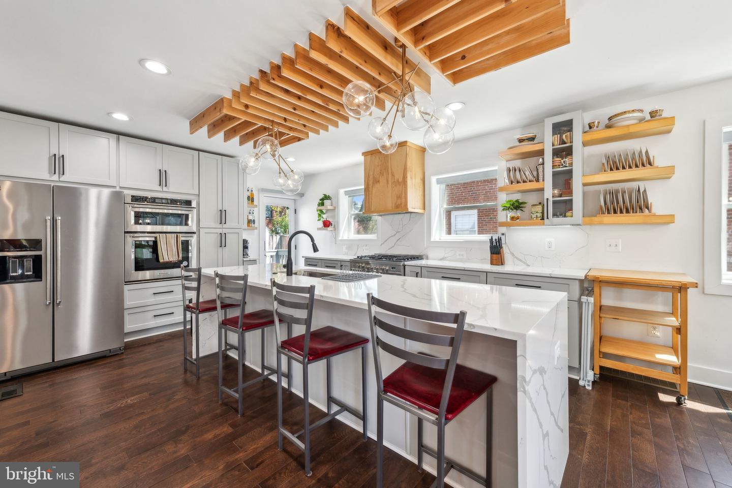 2605 N LEXINGTON ST, ARLINGTON, Virginia 22207, 4 Bedrooms Bedrooms, ,3 BathroomsBathrooms,Residential,For sale,2605 N LEXINGTON ST,VAAR2055510 MLS # VAAR2055510