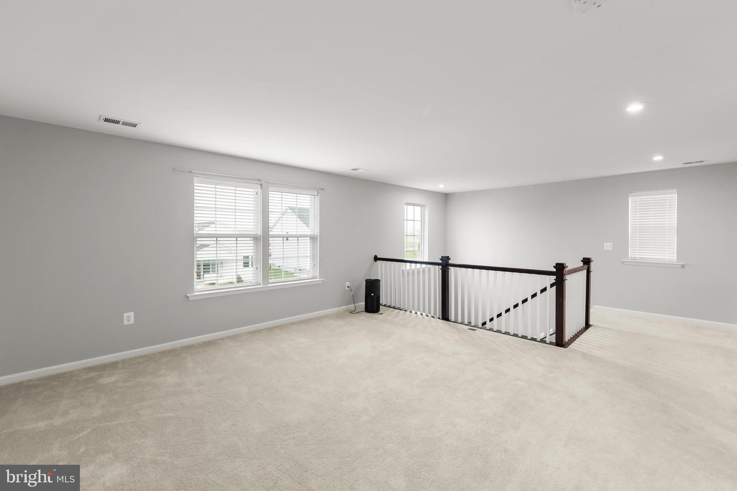 127 WESTCHESTER DR, STEPHENS CITY, Virginia 22655, 4 Bedrooms Bedrooms, ,3 BathroomsBathrooms,Residential,For sale,127 WESTCHESTER DR,VAFV2033278 MLS # VAFV2033278