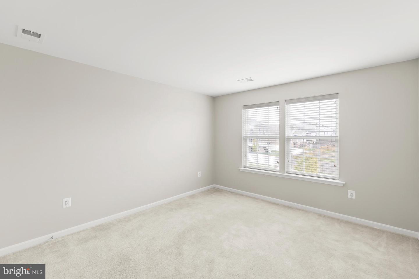 127 WESTCHESTER DR, STEPHENS CITY, Virginia 22655, 4 Bedrooms Bedrooms, ,3 BathroomsBathrooms,Residential,For sale,127 WESTCHESTER DR,VAFV2033278 MLS # VAFV2033278