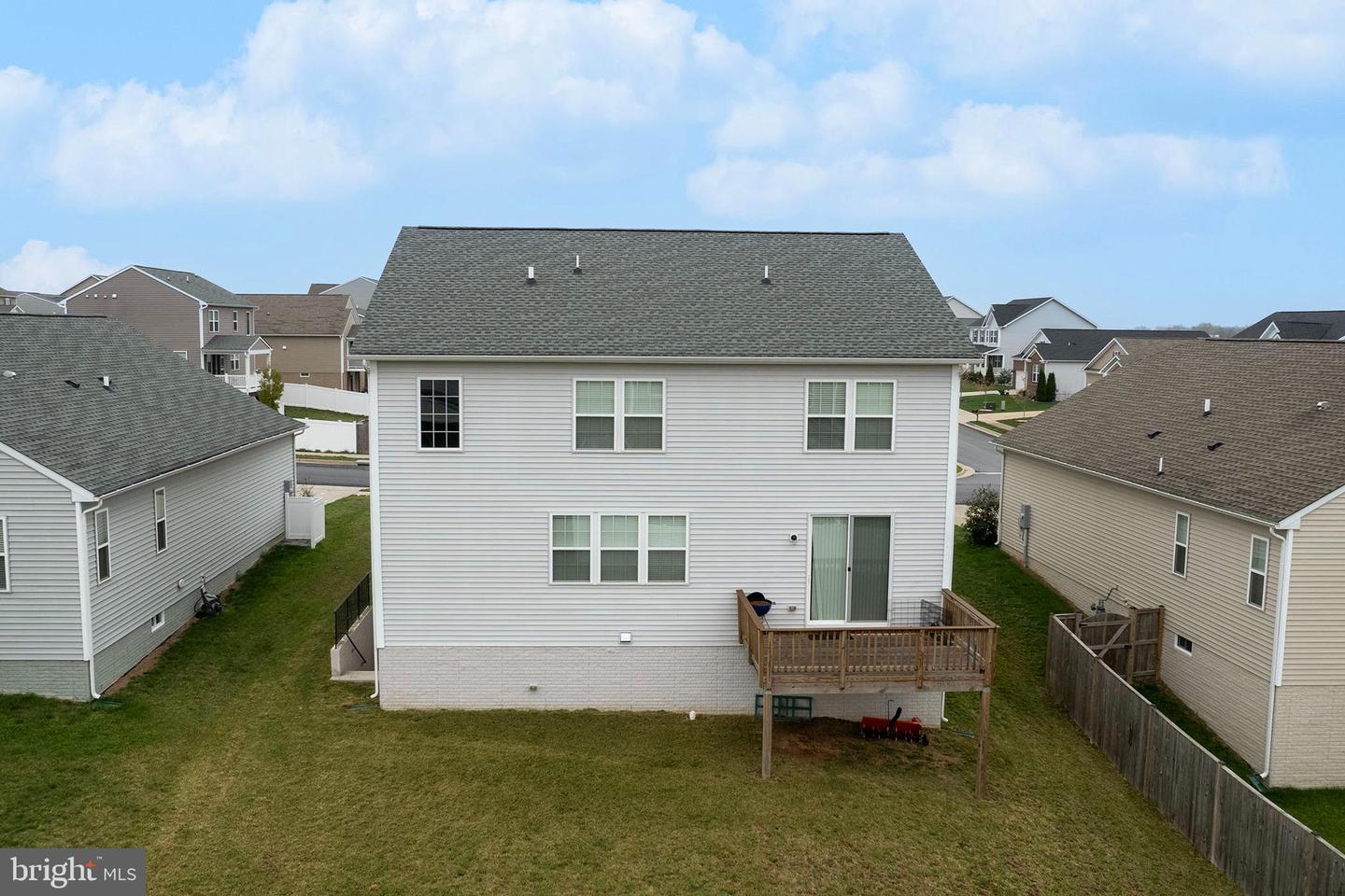 127 WESTCHESTER DR, STEPHENS CITY, Virginia 22655, 4 Bedrooms Bedrooms, ,3 BathroomsBathrooms,Residential,For sale,127 WESTCHESTER DR,VAFV2033278 MLS # VAFV2033278