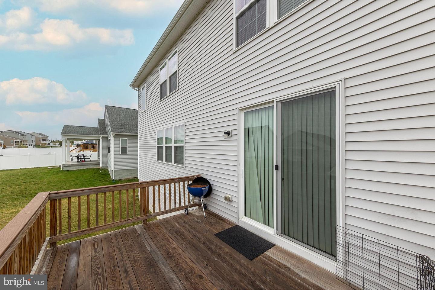127 WESTCHESTER DR, STEPHENS CITY, Virginia 22655, 4 Bedrooms Bedrooms, ,3 BathroomsBathrooms,Residential,For sale,127 WESTCHESTER DR,VAFV2033278 MLS # VAFV2033278