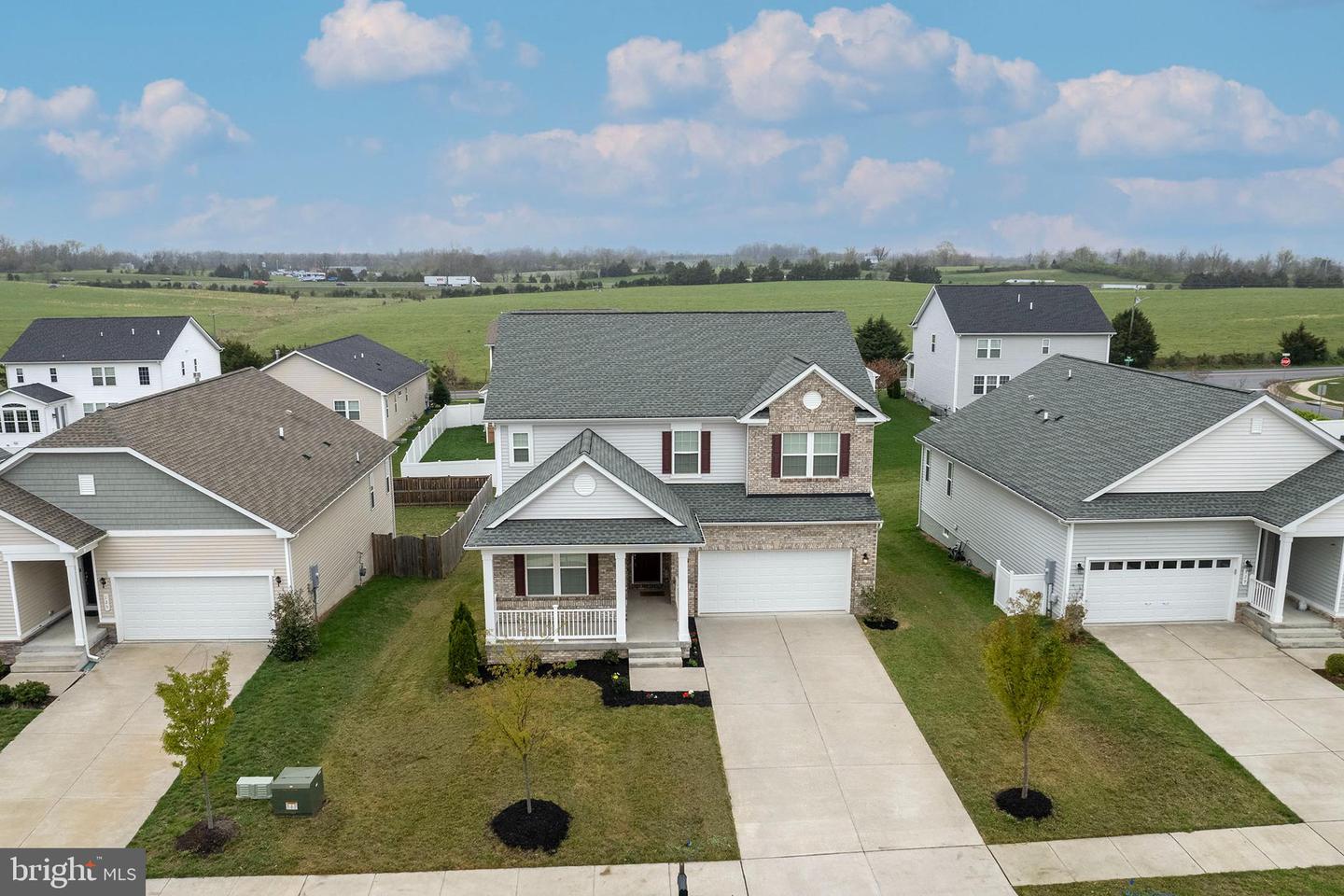 127 WESTCHESTER DR, STEPHENS CITY, Virginia 22655, 4 Bedrooms Bedrooms, ,3 BathroomsBathrooms,Residential,For sale,127 WESTCHESTER DR,VAFV2033278 MLS # VAFV2033278