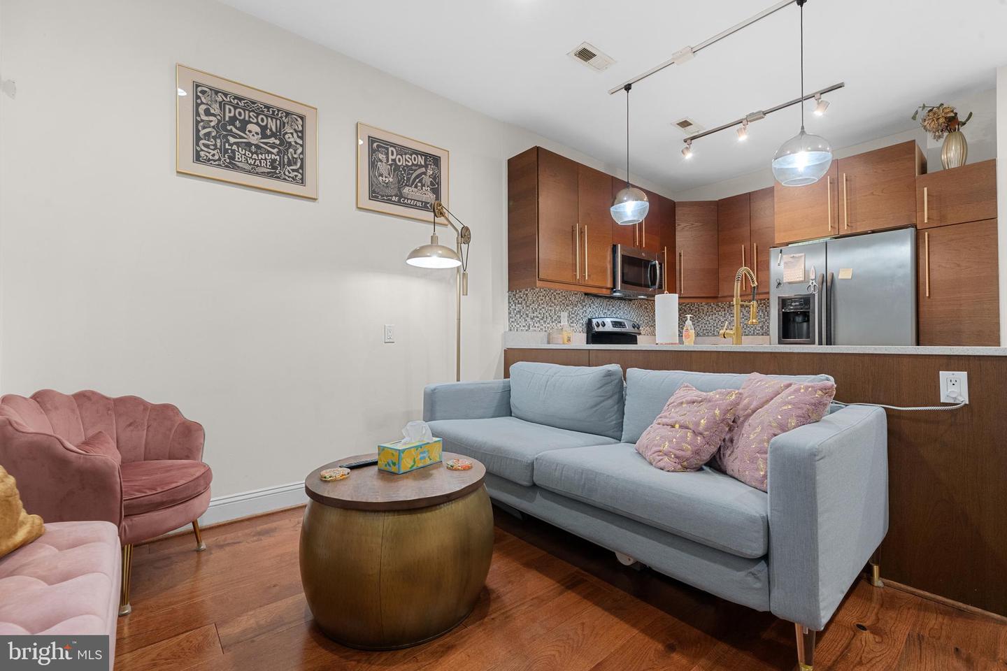 1215 10TH ST NW #2, WASHINGTON, District Of Columbia 20001, 1 Bedroom Bedrooms, ,1 BathroomBathrooms,Residential,For sale,1215 10TH ST NW #2,DCDC2194440 MLS # DCDC2194440