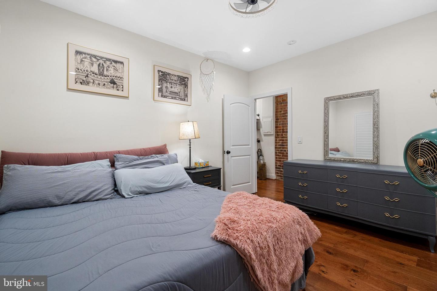 1215 10TH ST NW #2, WASHINGTON, District Of Columbia 20001, 1 Bedroom Bedrooms, ,1 BathroomBathrooms,Residential,For sale,1215 10TH ST NW #2,DCDC2194440 MLS # DCDC2194440
