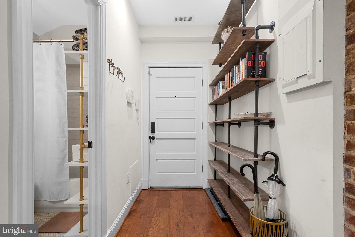 1215 10TH ST NW #2, WASHINGTON, District Of Columbia 20001, 1 Bedroom Bedrooms, ,1 BathroomBathrooms,Residential,For sale,1215 10TH ST NW #2,DCDC2194440 MLS # DCDC2194440