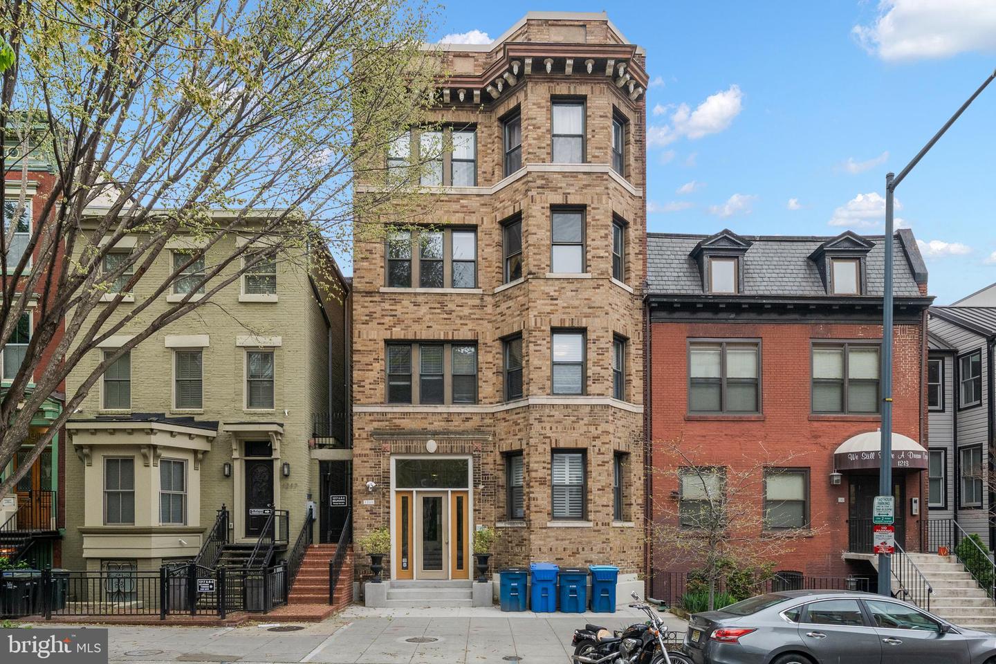 1215 10TH ST NW #2, WASHINGTON, District Of Columbia 20001, 1 Bedroom Bedrooms, ,1 BathroomBathrooms,Residential,For sale,1215 10TH ST NW #2,DCDC2194440 MLS # DCDC2194440