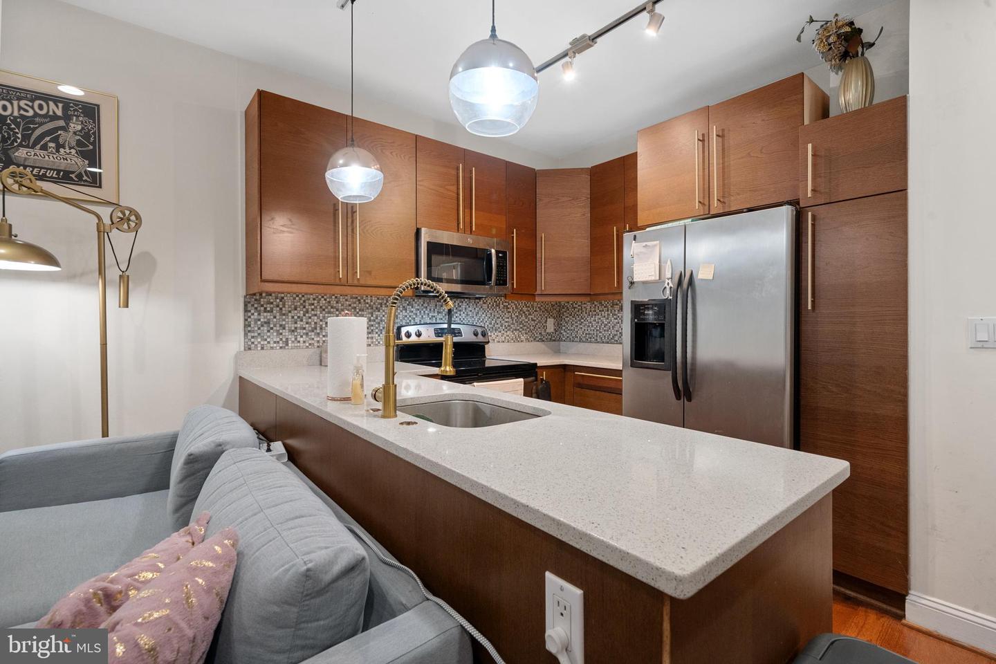 1215 10TH ST NW #2, WASHINGTON, District Of Columbia 20001, 1 Bedroom Bedrooms, ,1 BathroomBathrooms,Residential,For sale,1215 10TH ST NW #2,DCDC2194440 MLS # DCDC2194440