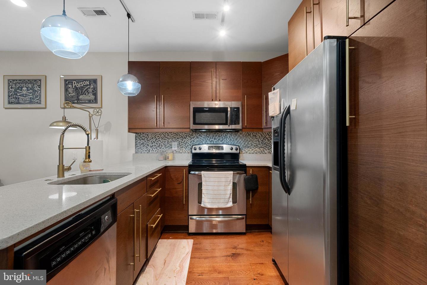 1215 10TH ST NW #2, WASHINGTON, District Of Columbia 20001, 1 Bedroom Bedrooms, ,1 BathroomBathrooms,Residential,For sale,1215 10TH ST NW #2,DCDC2194440 MLS # DCDC2194440