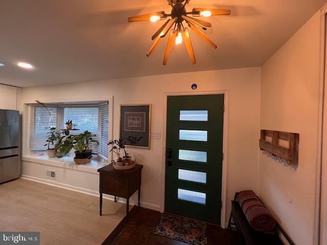 7836 HERITAGE DR, ANNANDALE, Virginia 22003, 5 Bedrooms Bedrooms, 10 Rooms Rooms,3 BathroomsBathrooms,Residential,For sale,7836 HERITAGE DR,VAFX2232344 MLS # VAFX2232344