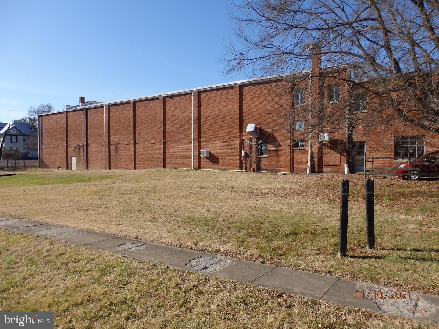 0 W KING, STRASBURG, Virginia 22657, ,Land,For sale,0 W KING,VASH2011194 MLS # VASH2011194