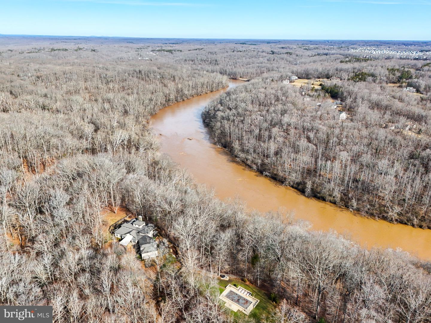 87 E RIVER BEND RD, FREDERICKSBURG, Virginia 22407, 4 Bedrooms Bedrooms, 5 Rooms Rooms,3 BathroomsBathrooms,Residential,For sale,87 E RIVER BEND RD,VASP2032142 MLS # VASP2032142