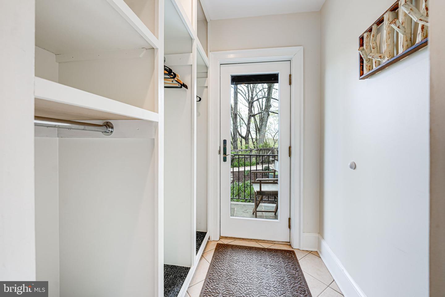 87 E RIVER BEND RD, FREDERICKSBURG, Virginia 22407, 4 Bedrooms Bedrooms, 5 Rooms Rooms,3 BathroomsBathrooms,Residential,For sale,87 E RIVER BEND RD,VASP2032142 MLS # VASP2032142