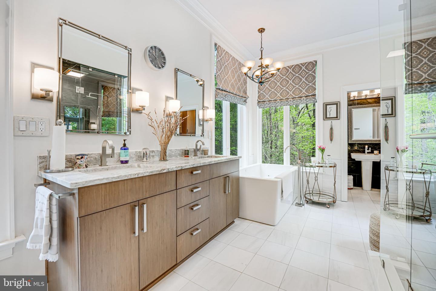 87 E RIVER BEND RD, FREDERICKSBURG, Virginia 22407, 4 Bedrooms Bedrooms, 5 Rooms Rooms,3 BathroomsBathrooms,Residential,For sale,87 E RIVER BEND RD,VASP2032142 MLS # VASP2032142