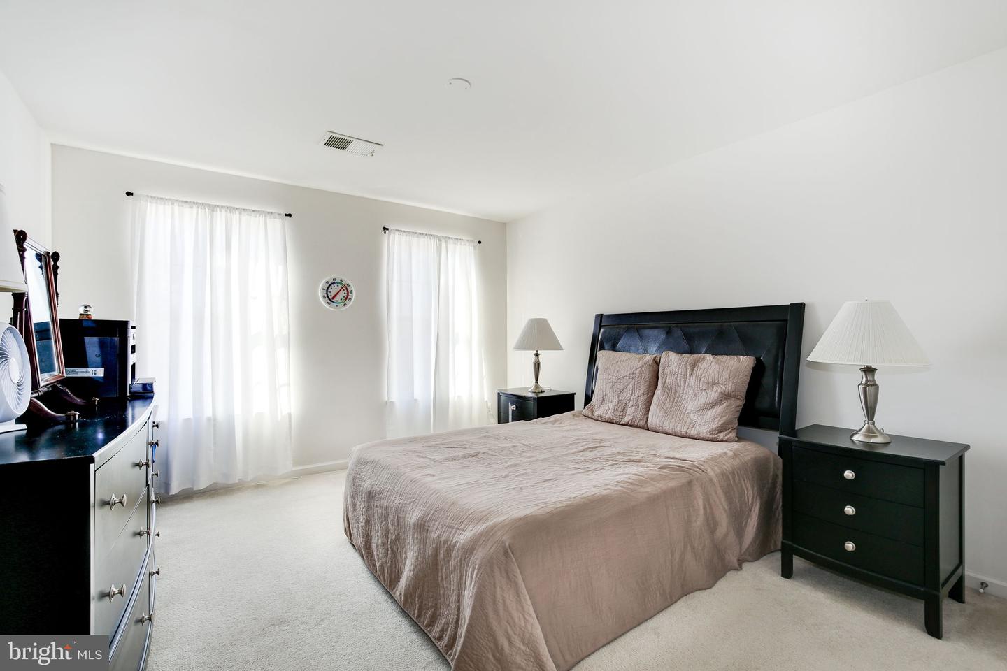18905 ROSINGS WAY, TRIANGLE, Virginia 22172, 4 Bedrooms Bedrooms, ,2 BathroomsBathrooms,Residential,For sale,18905 ROSINGS WAY,VAPW2091856 MLS # VAPW2091856