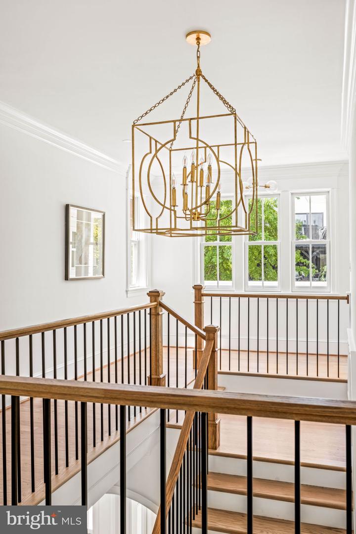 414 RUCKER PL, ALEXANDRIA, Virginia 22301, 7 Bedrooms Bedrooms, ,7 BathroomsBathrooms,Residential,For sale,414 RUCKER PL,VAAX2043038 MLS # VAAX2043038
