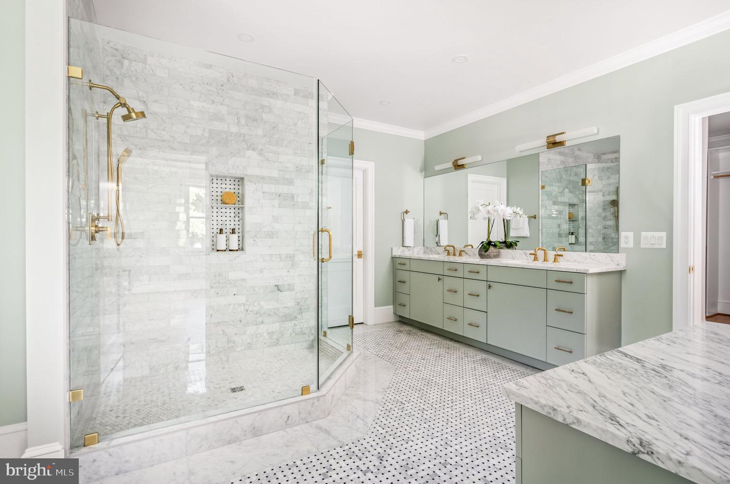 414 RUCKER PL, ALEXANDRIA, Virginia 22301, 7 Bedrooms Bedrooms, ,7 BathroomsBathrooms,Residential,For sale,414 RUCKER PL,VAAX2043038 MLS # VAAX2043038