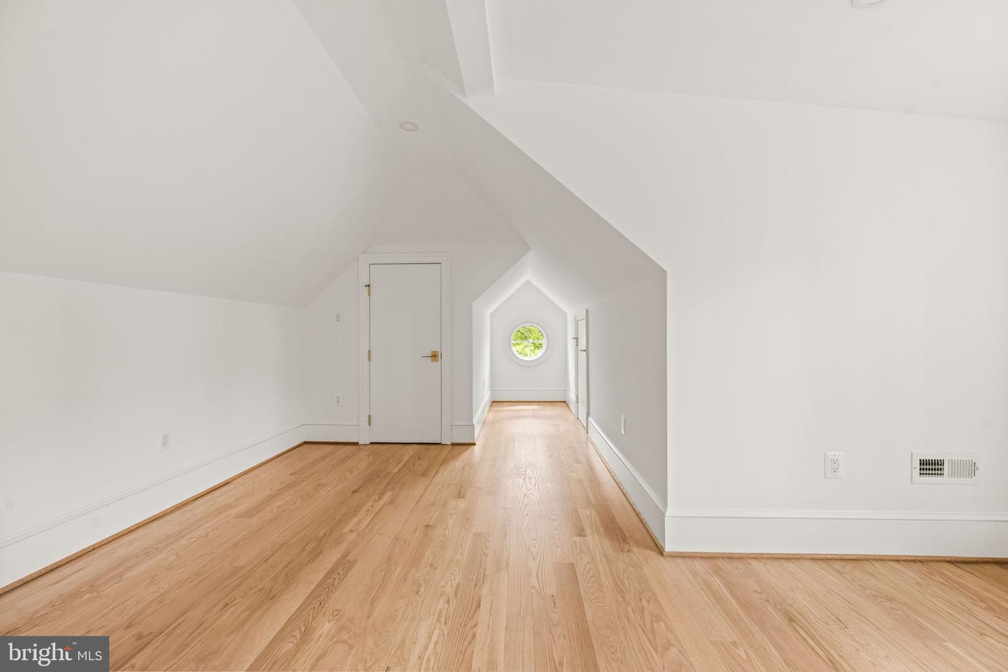 414 RUCKER PL, ALEXANDRIA, Virginia 22301, 7 Bedrooms Bedrooms, ,7 BathroomsBathrooms,Residential,For sale,414 RUCKER PL,VAAX2043038 MLS # VAAX2043038