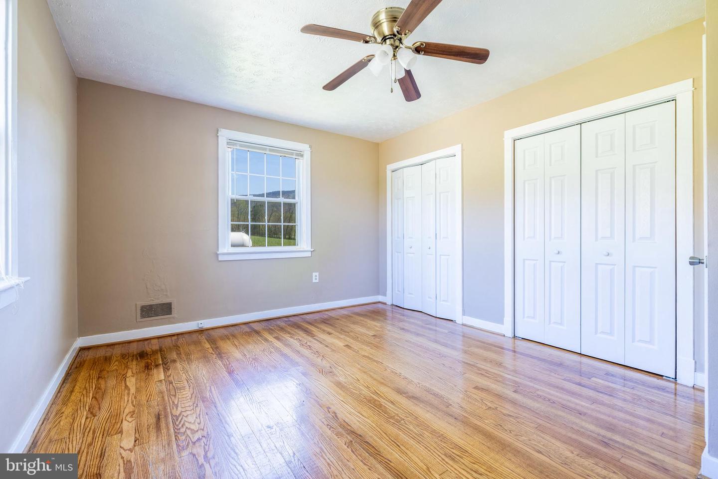 407 & 411 KITE HOLLOW RD, STANLEY, Virginia 22851, 5 Bedrooms Bedrooms, ,3 BathroomsBathrooms,Residential,For sale,407 & 411 KITE HOLLOW RD,VAPA2004644 MLS # VAPA2004644