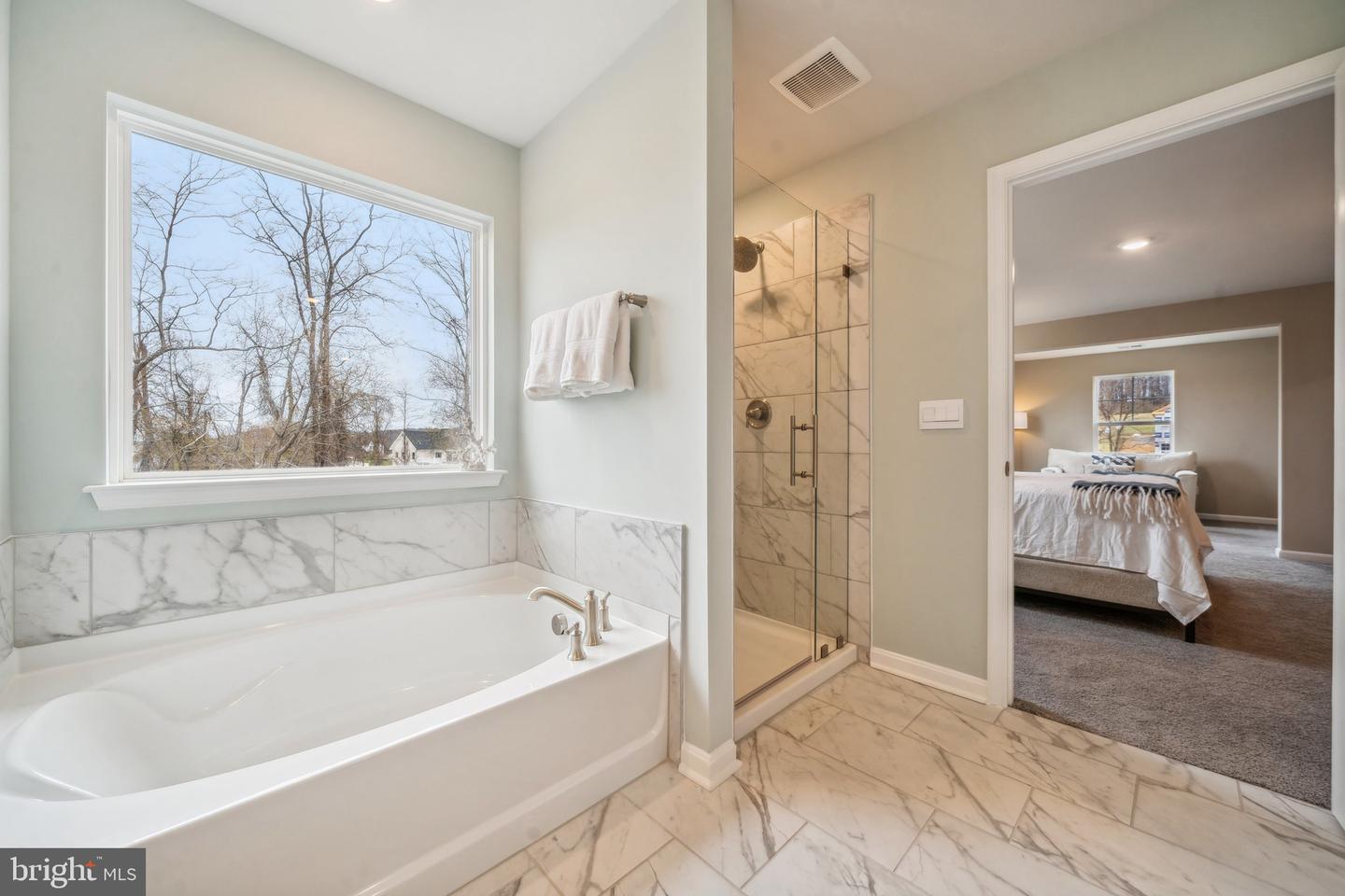 27 AVONWOODS DR, STAUNTON, Virginia 24401, 4 Bedrooms Bedrooms, ,3 BathroomsBathrooms,Residential,For sale,27 AVONWOODS DR,VAAG2000492 MLS # VAAG2000492