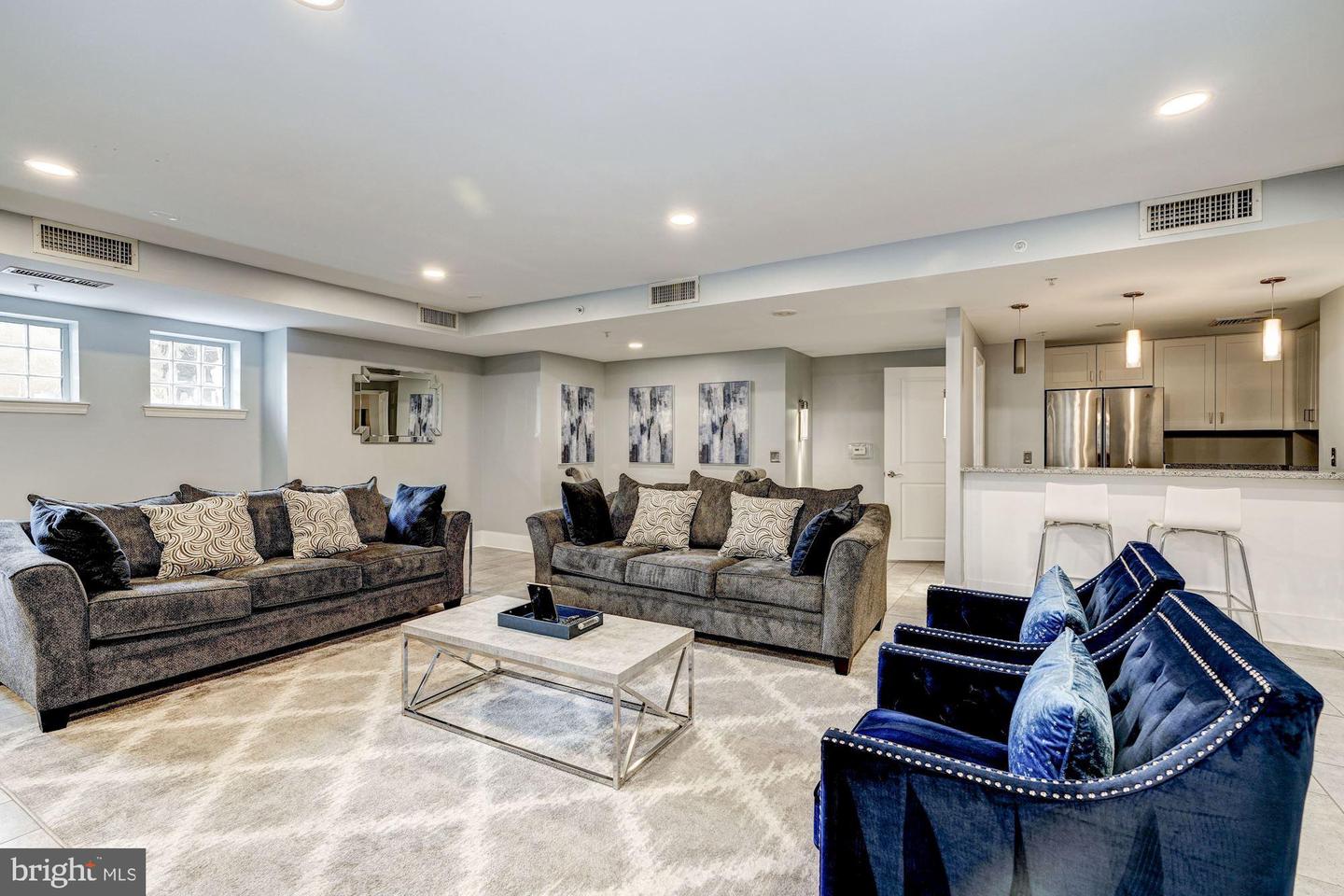 555 MASSACHUSETTS AVE NW #1215, WASHINGTON, District Of Columbia 20001, 1 Bedroom Bedrooms, ,1 BathroomBathrooms,Residential,For sale,555 MASSACHUSETTS AVE NW #1215,DCDC2184562 MLS # DCDC2184562