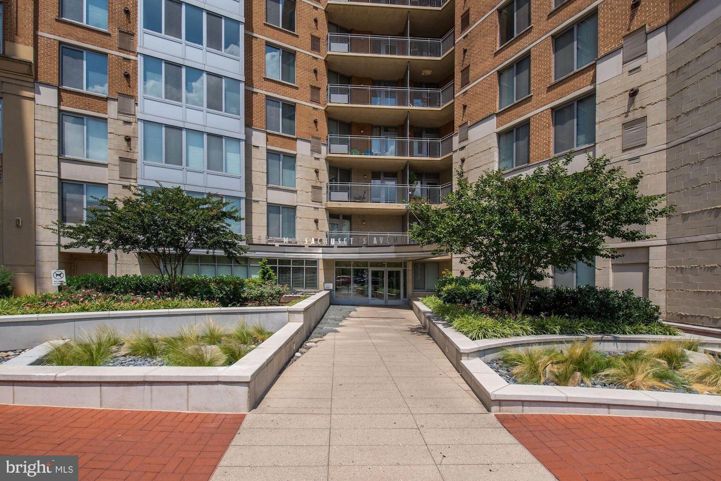 555 MASSACHUSETTS AVE NW #1215, WASHINGTON, District Of Columbia 20001, 1 Bedroom Bedrooms, ,1 BathroomBathrooms,Residential,For sale,555 MASSACHUSETTS AVE NW #1215,DCDC2184562 MLS # DCDC2184562