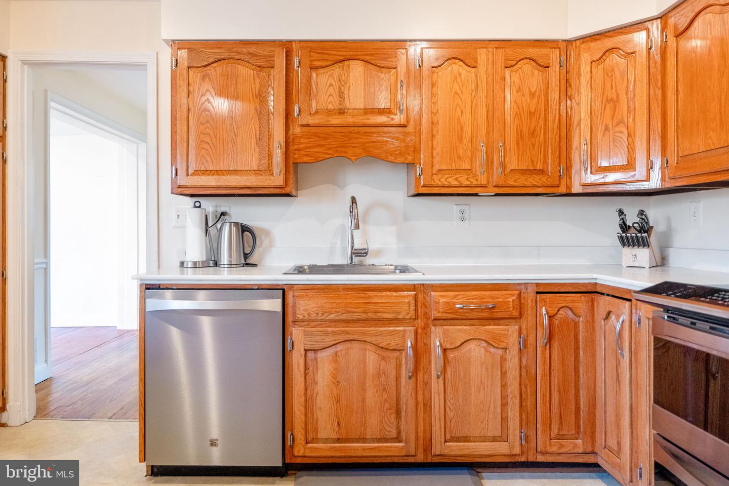 5039 PRESTWICK DR, FAIRFAX, Virginia 22030, 4 Bedrooms Bedrooms, ,3 BathroomsBathrooms,Residential,For sale,5039 PRESTWICK DR,VAFX2221984 MLS # VAFX2221984